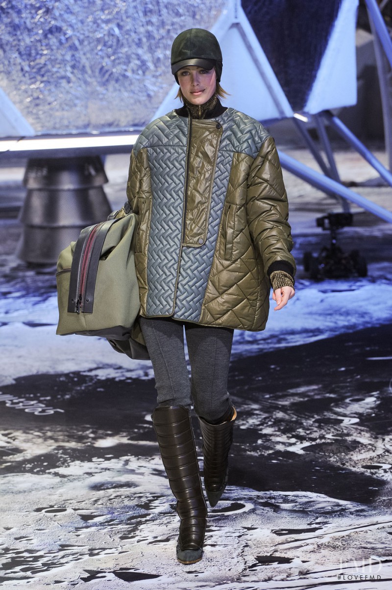 Edie Campbell featured in  the H&M fashion show for Autumn/Winter 2015
