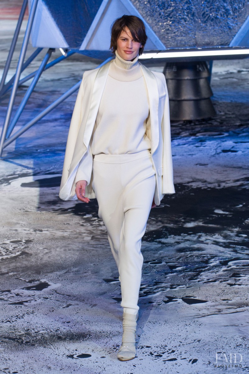 Saskia de Brauw featured in  the H&M fashion show for Autumn/Winter 2015