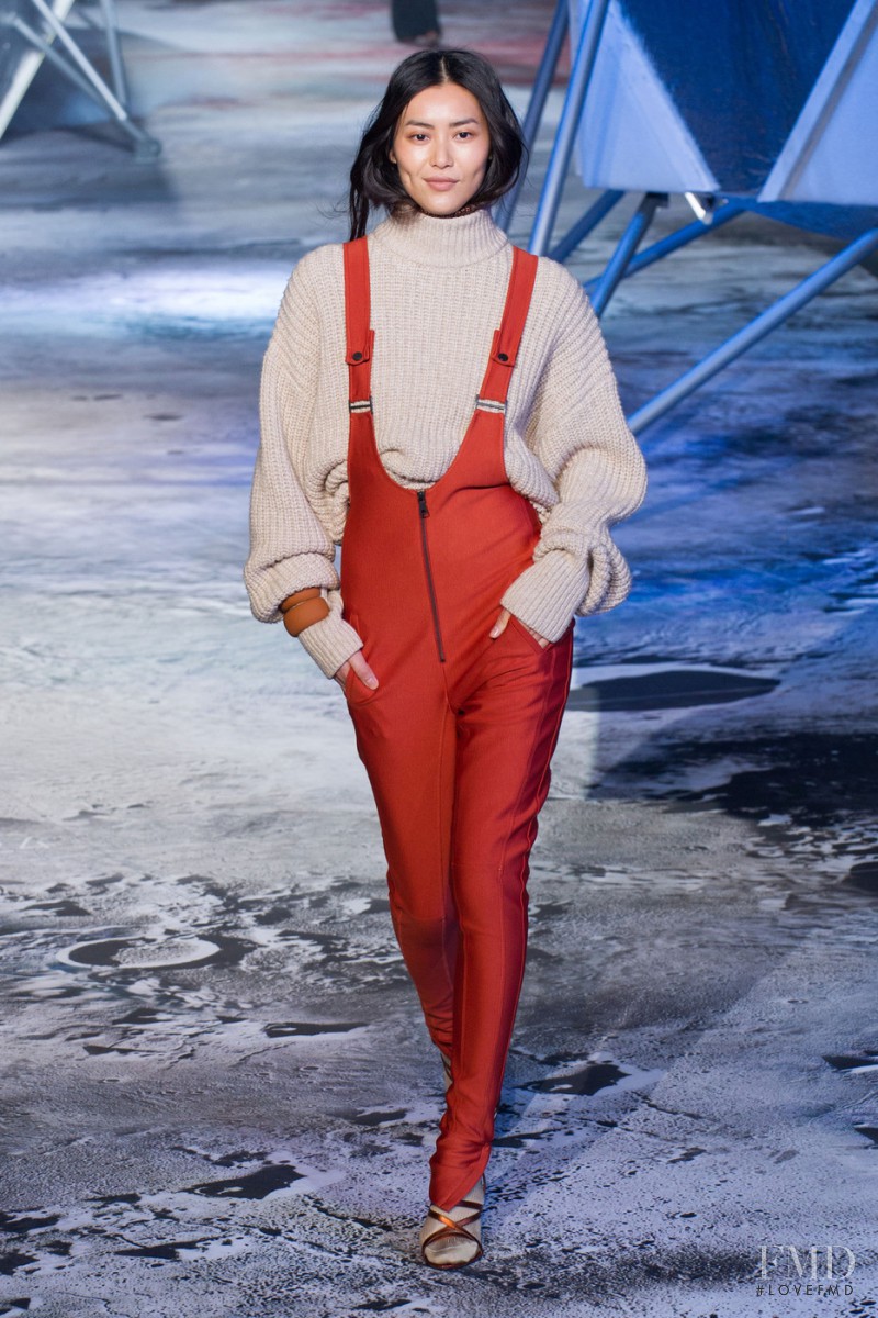 Liu Wen featured in  the H&M fashion show for Autumn/Winter 2015