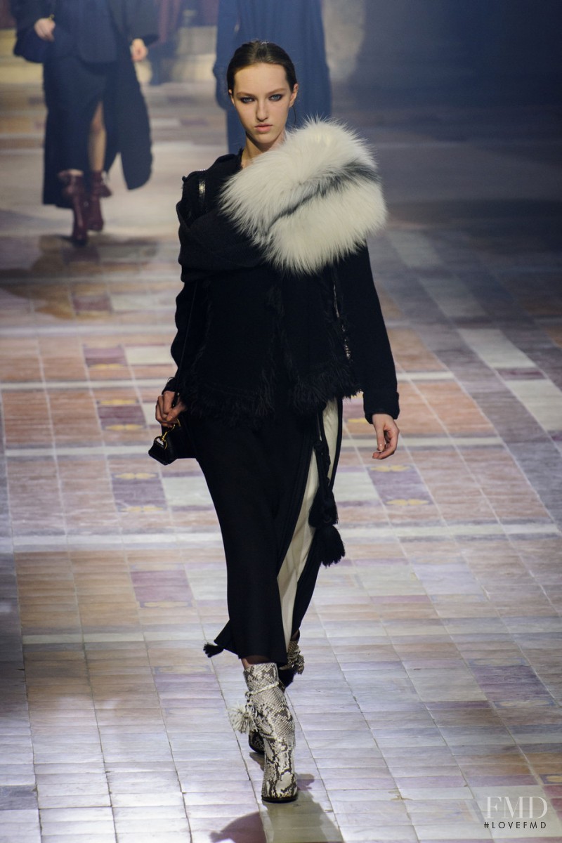 Liza Ostanina featured in  the Lanvin fashion show for Autumn/Winter 2015