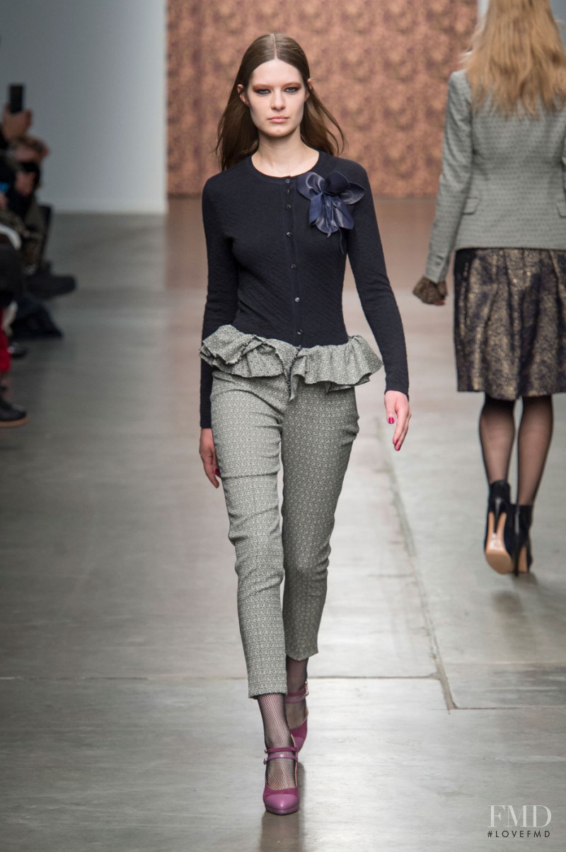 Anika Cholewa featured in  the Sophie Theallet fashion show for Autumn/Winter 2015