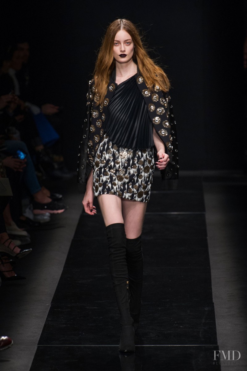 Emanuel Ungaro fashion show for Autumn/Winter 2015