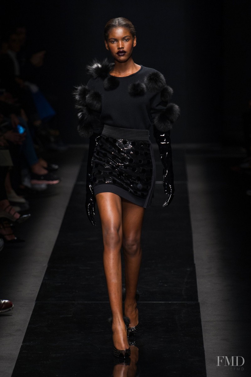 Emanuel Ungaro fashion show for Autumn/Winter 2015