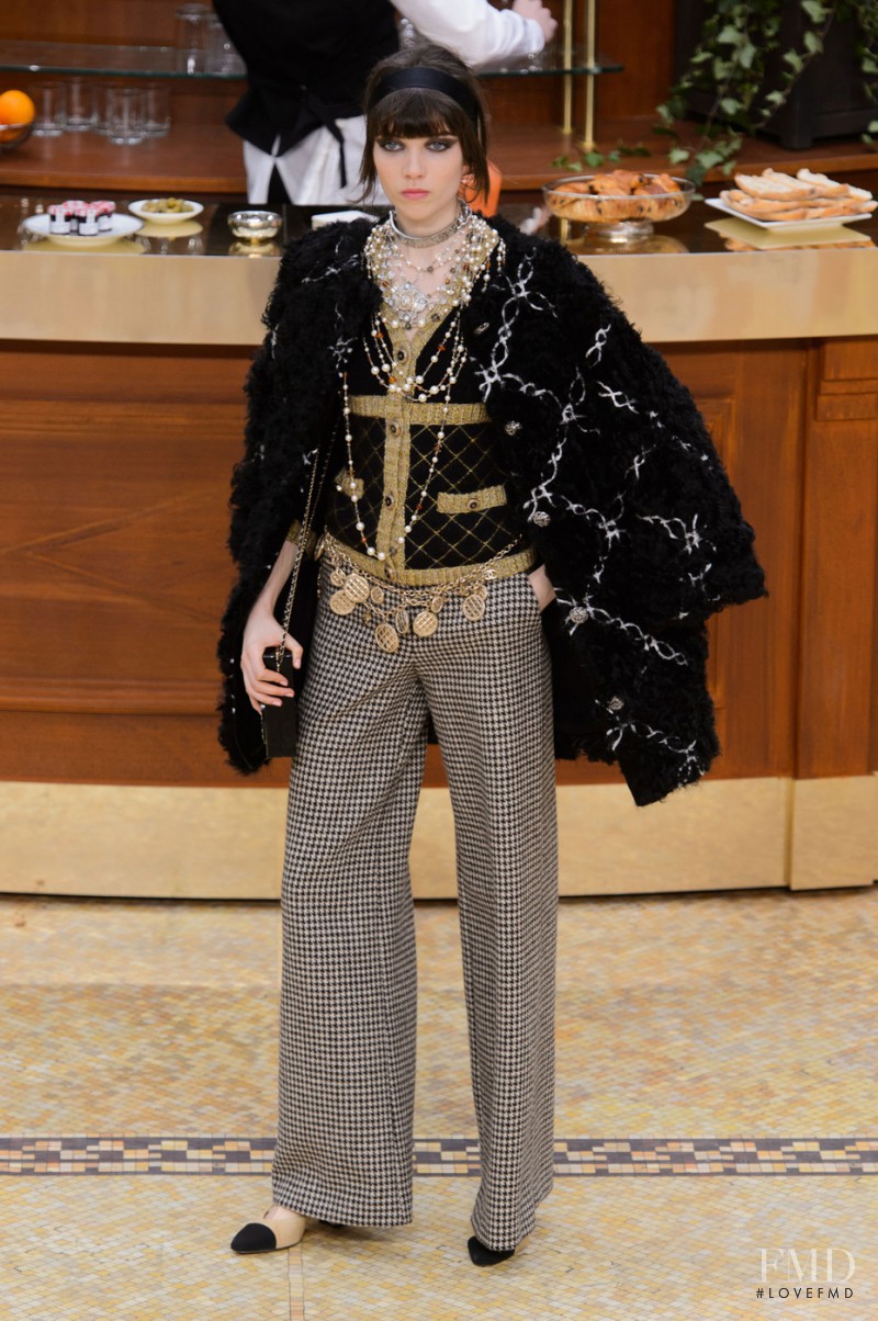 Chanel fashion show for Autumn/Winter 2015