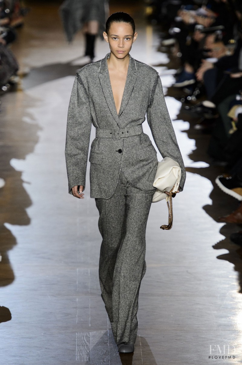 Binx Walton featured in  the Stella McCartney fashion show for Autumn/Winter 2015