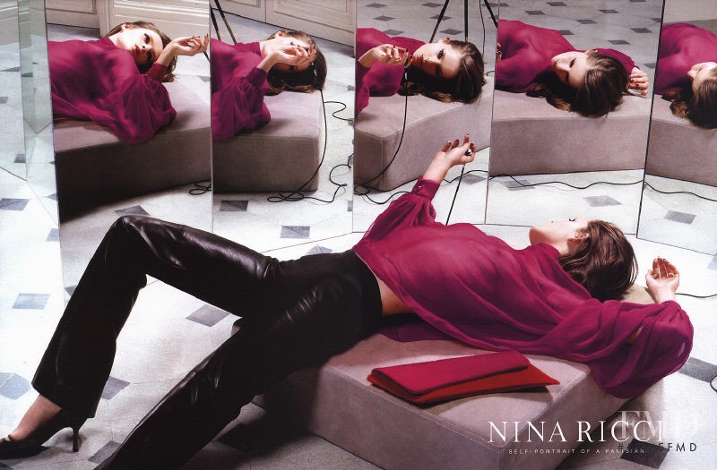 Lisa Ratliffe featured in  the Nina Ricci advertisement for Autumn/Winter 2000