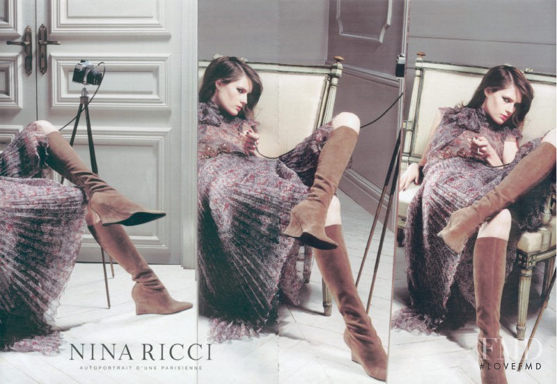 Lisa Ratliffe featured in  the Nina Ricci advertisement for Autumn/Winter 2000