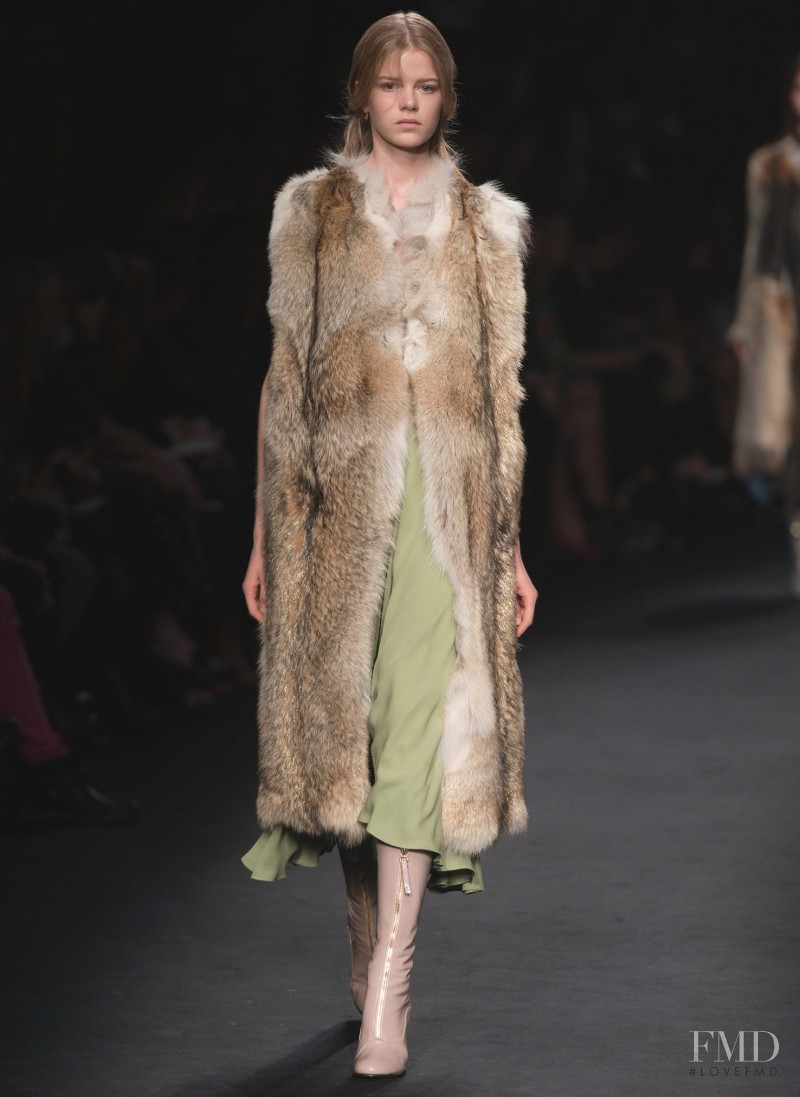 Kadri Vahersalu featured in  the Valentino fashion show for Autumn/Winter 2015