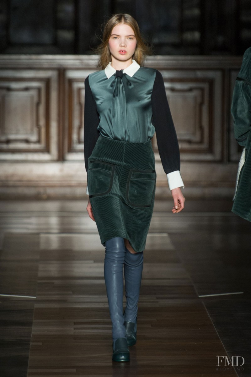 Mila Schön fashion show for Autumn/Winter 2015