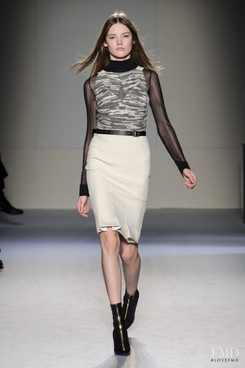 Gabriele Regesaite featured in  the Roland Mouret fashion show for Autumn/Winter 2015