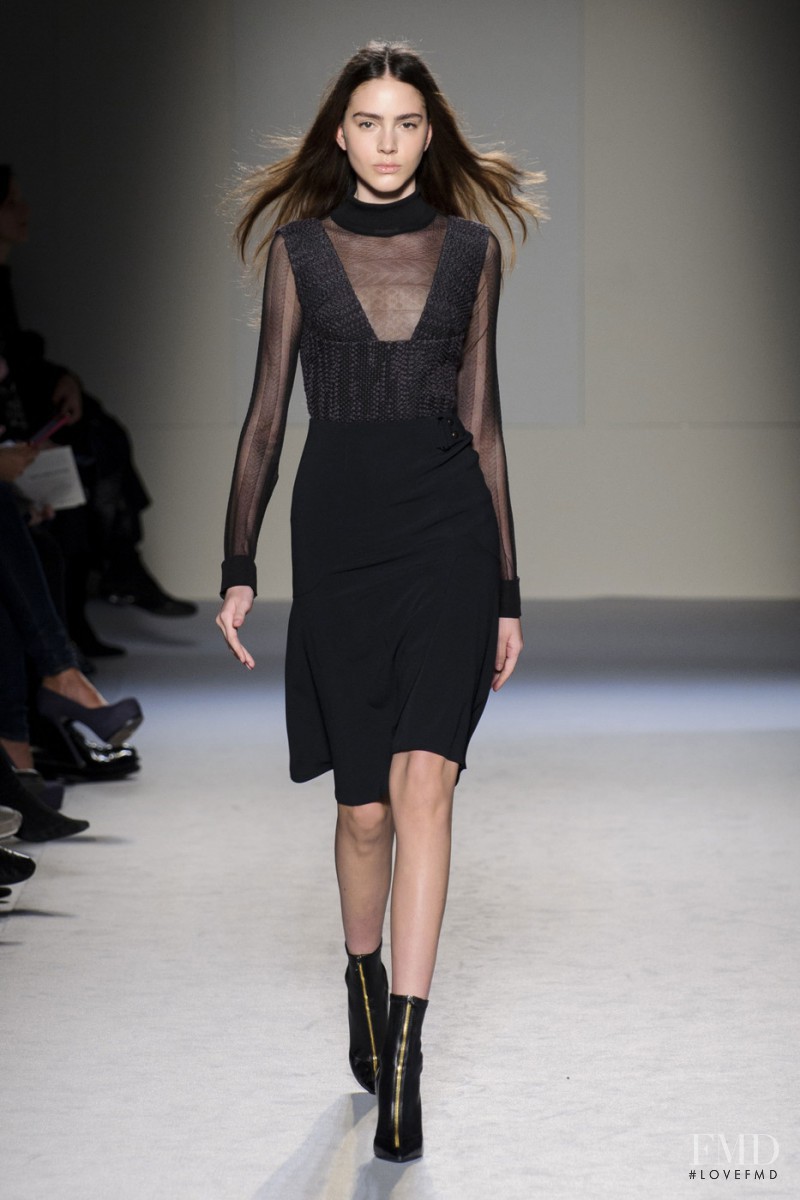 Tako Natsvlishvili featured in  the Roland Mouret fashion show for Autumn/Winter 2015