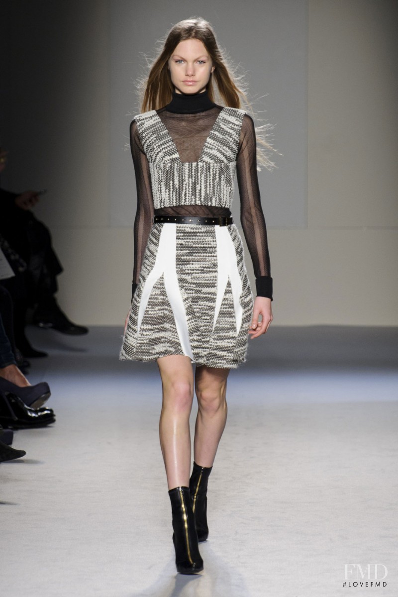 Annika Krijt featured in  the Roland Mouret fashion show for Autumn/Winter 2015