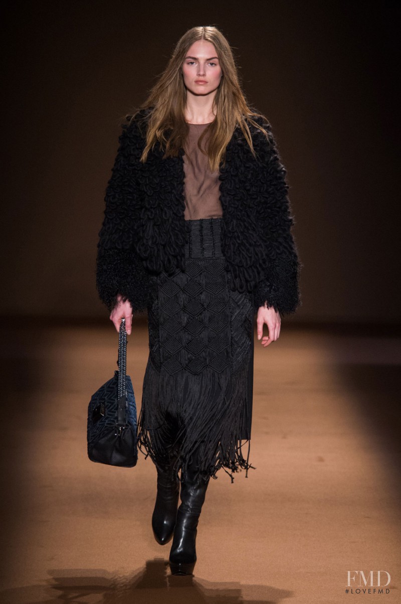 Andrew Gn fashion show for Autumn/Winter 2015