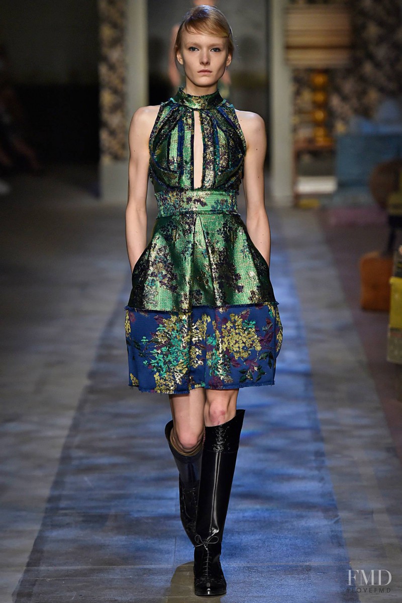 Maja Salamon featured in  the Erdem fashion show for Autumn/Winter 2015