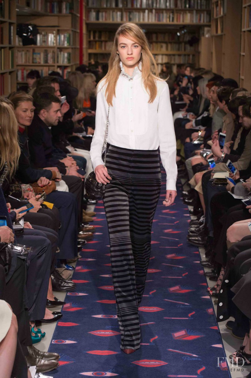 Maartje Verhoef featured in  the Sonia Rykiel fashion show for Autumn/Winter 2015