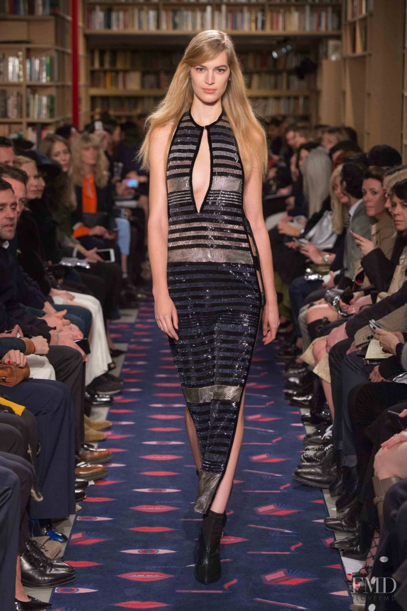 Vanessa Axente featured in  the Sonia Rykiel fashion show for Autumn/Winter 2015