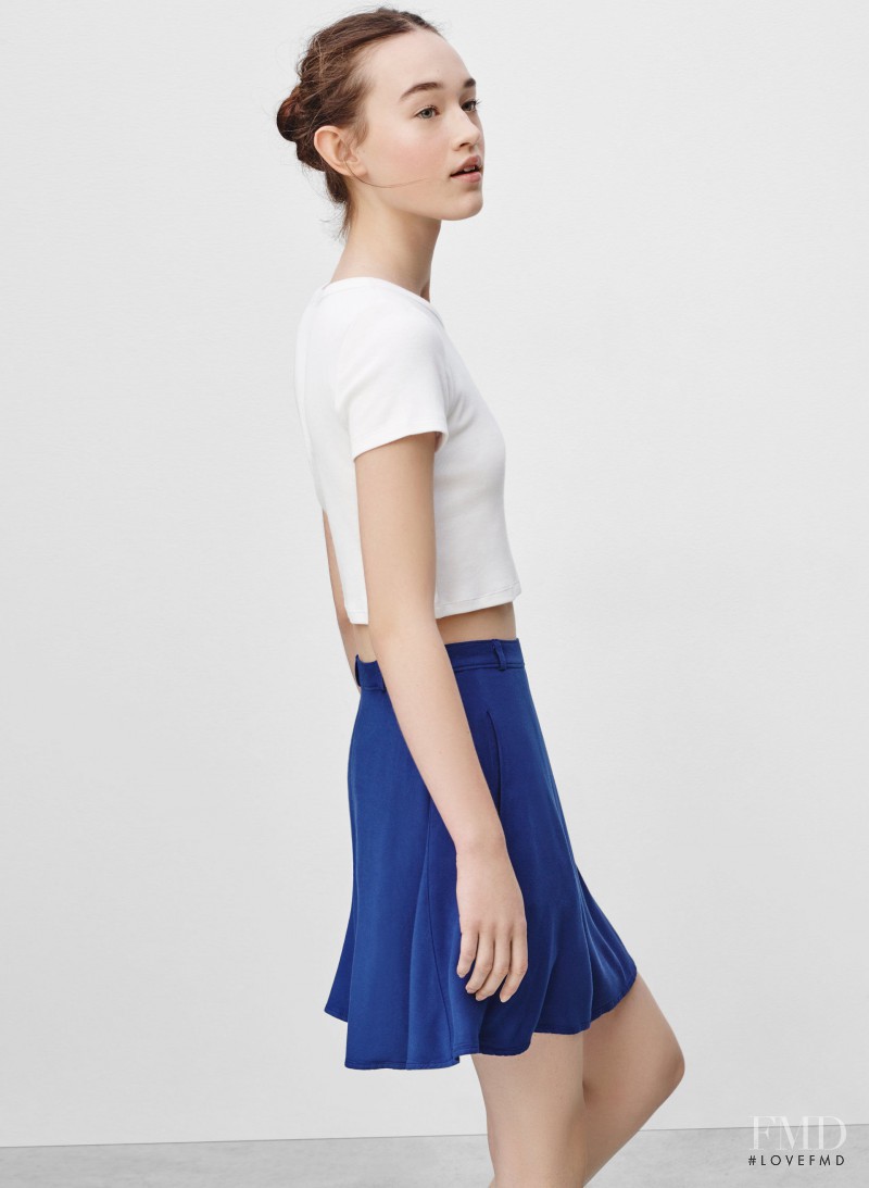 Elizabeth Davison featured in  the Aritzia catalogue for Spring/Summer 2015