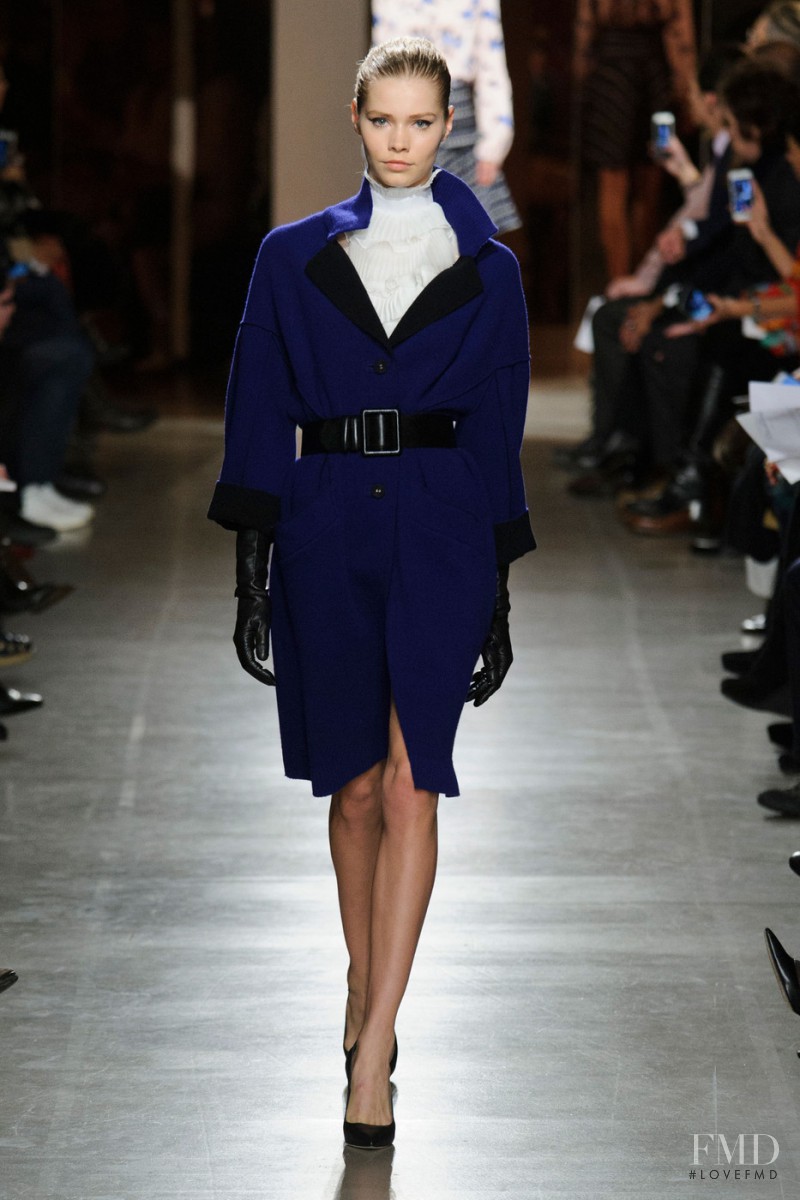 Kirstin Kragh Liljegren featured in  the Oscar de la Renta fashion show for Autumn/Winter 2015