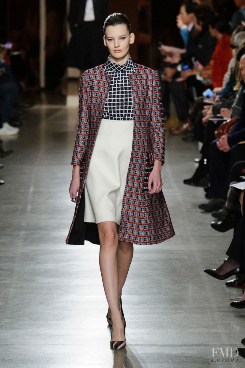 Amanda Murphy featured in  the Oscar de la Renta fashion show for Autumn/Winter 2015