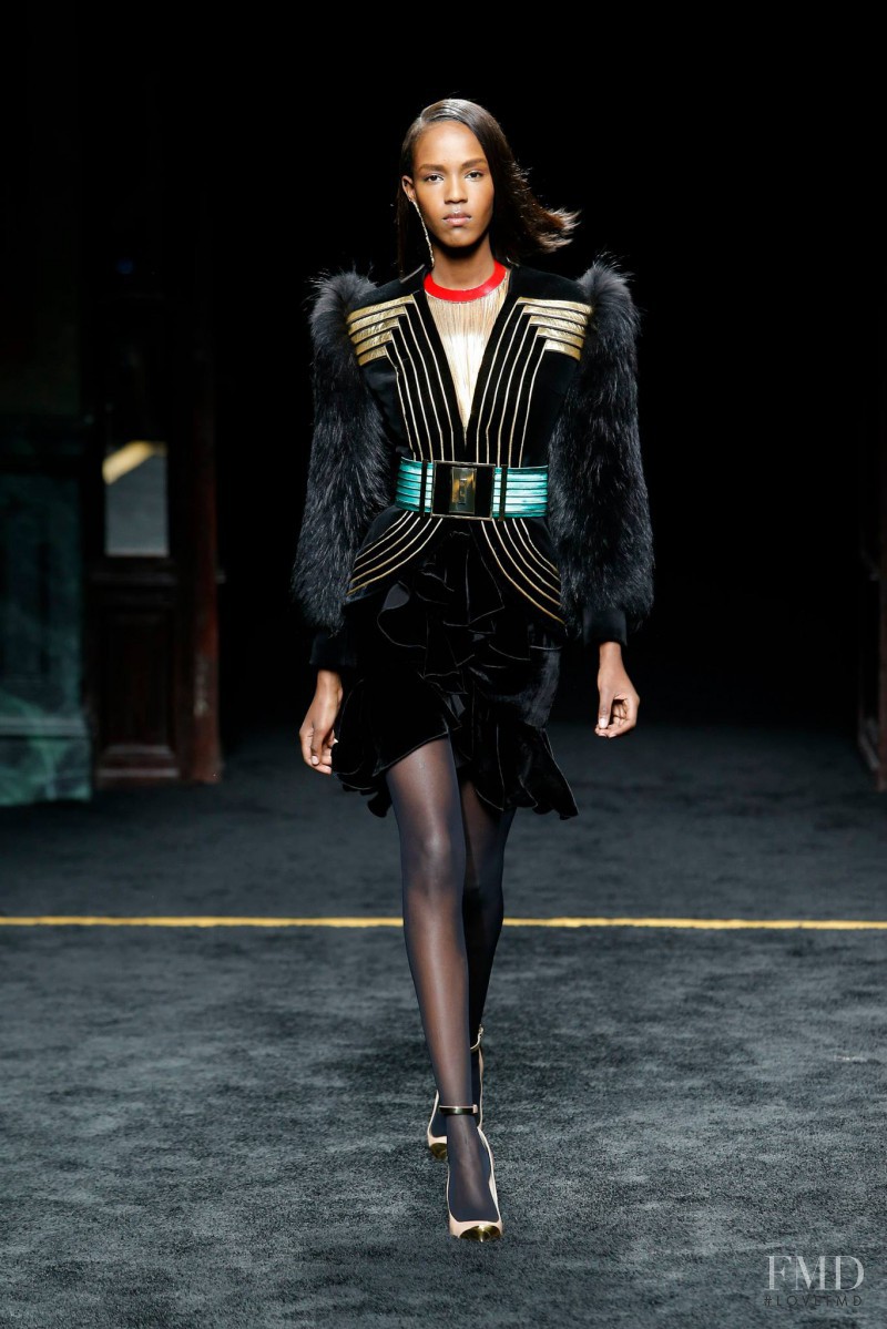 Leila Ndabirabe featured in  the Balmain fashion show for Autumn/Winter 2015