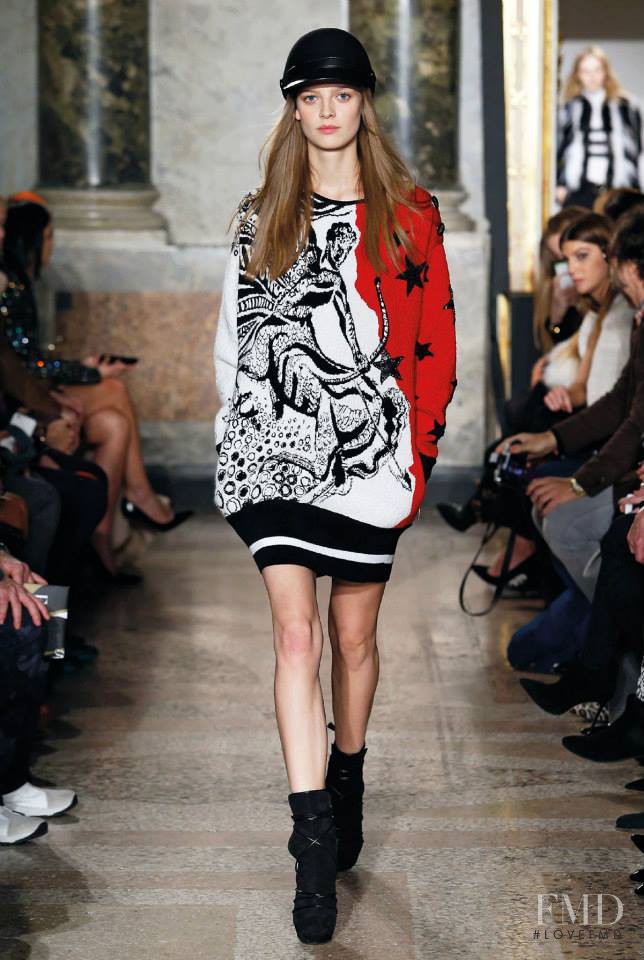 Ine Neefs featured in  the Pucci fashion show for Autumn/Winter 2015