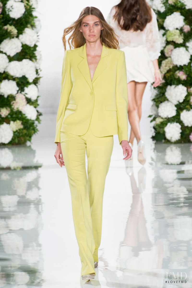 Valentin Yudashkin fashion show for Spring/Summer 2015