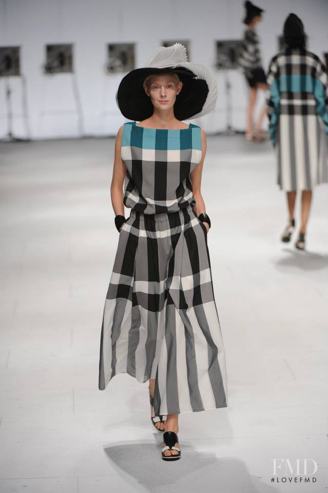 Issey Miyake fashion show for Spring/Summer 2015