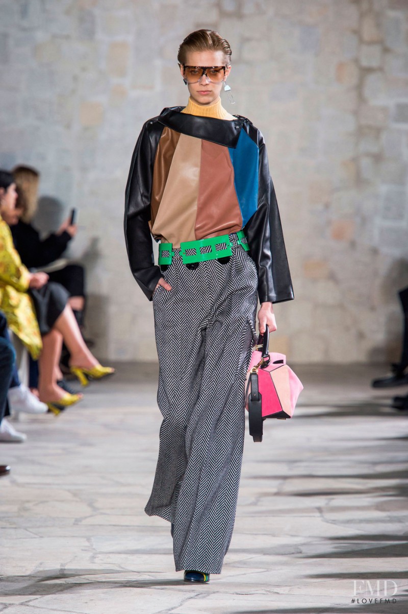 Lexi Boling featured in  the Loewe fashion show for Autumn/Winter 2015