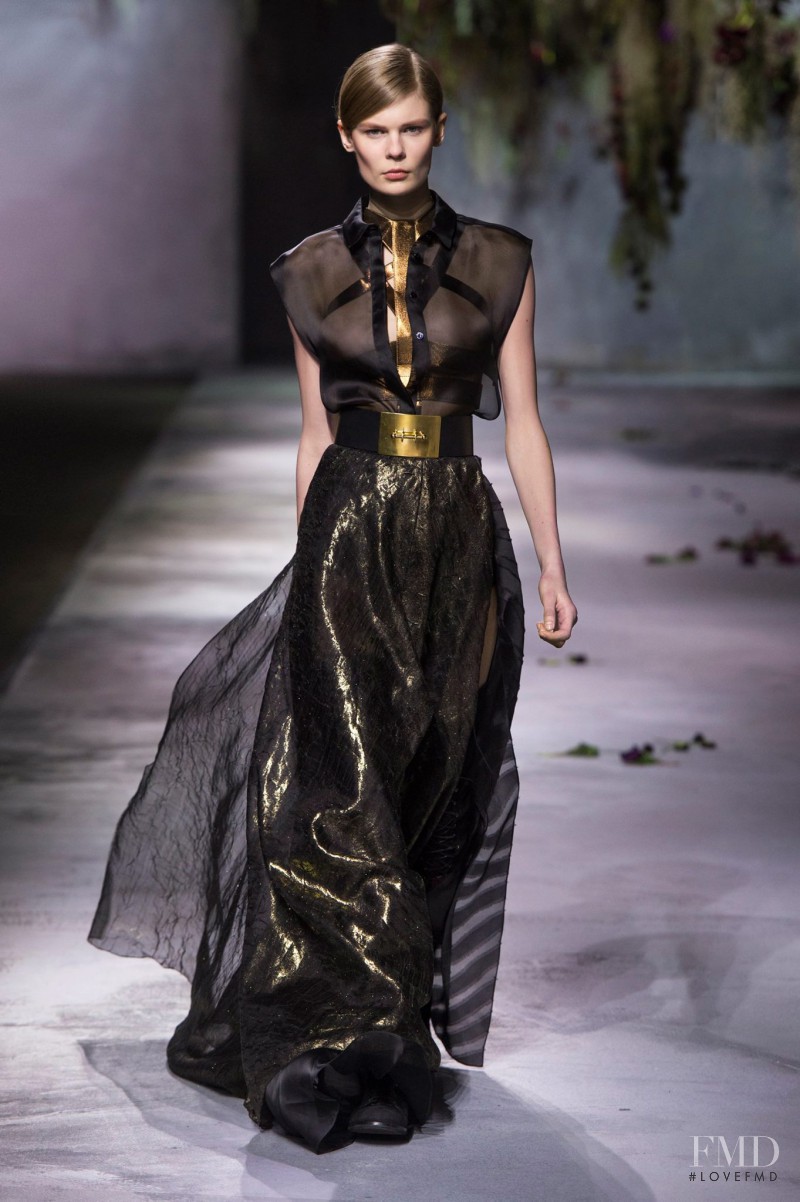Alexandra Elizabeth Ljadov featured in  the Vionnet fashion show for Autumn/Winter 2015