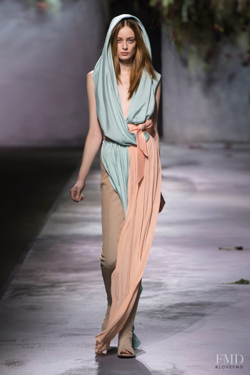 Vionnet fashion show for Autumn/Winter 2015