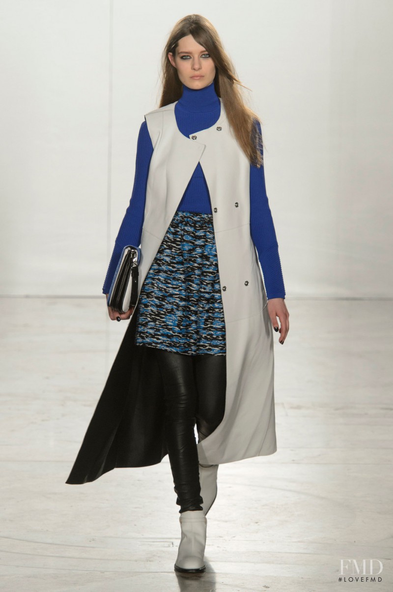 Anika Cholewa featured in  the Sass & Bide fashion show for Autumn/Winter 2015