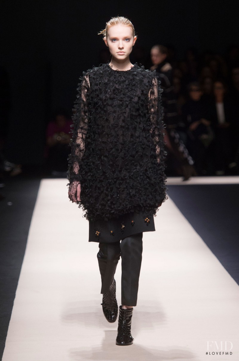 Kimi Nastya Zhidkova featured in  the N° 21 fashion show for Autumn/Winter 2015
