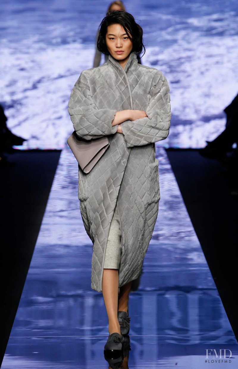 Chiharu Okunugi featured in  the Max Mara fashion show for Autumn/Winter 2015