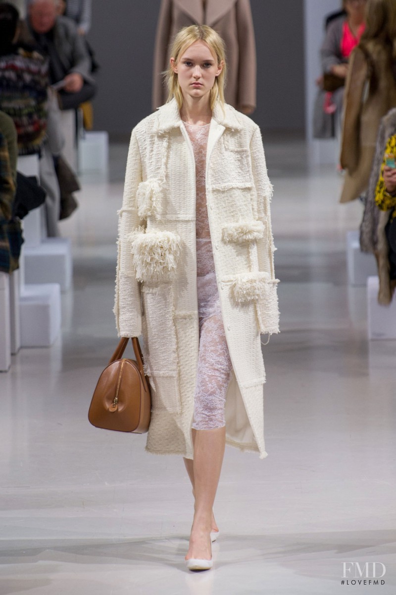 Harleth Kuusik featured in  the Nina Ricci fashion show for Autumn/Winter 2015
