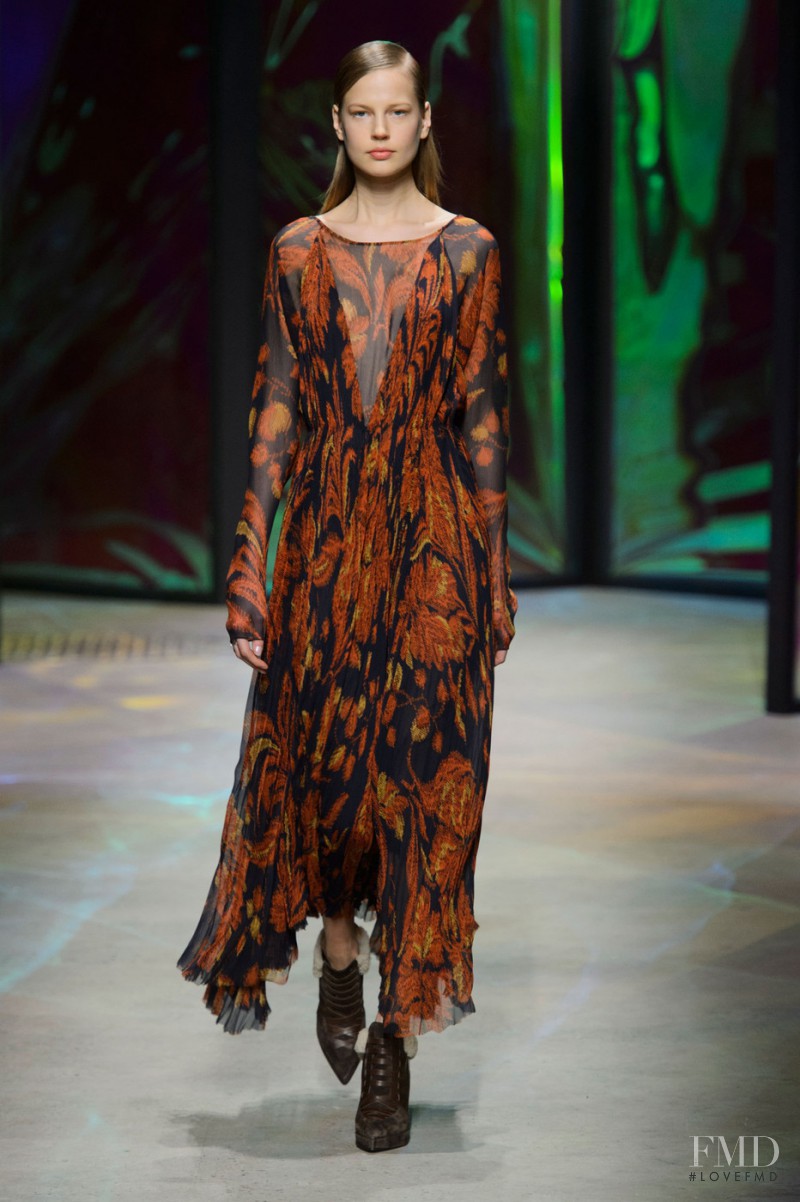 Elisabeth Erm featured in  the Thakoon fashion show for Autumn/Winter 2015