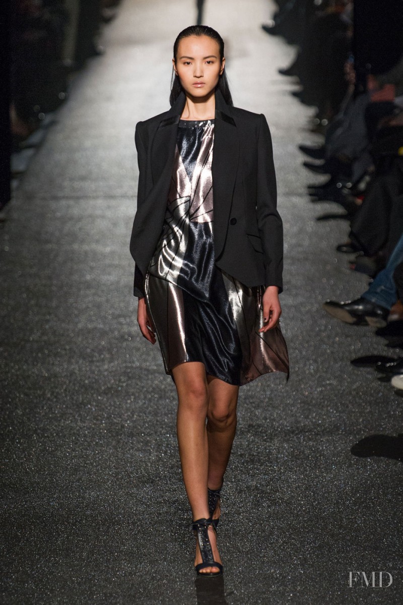 Luping Wang featured in  the Alexis Mabille fashion show for Autumn/Winter 2015