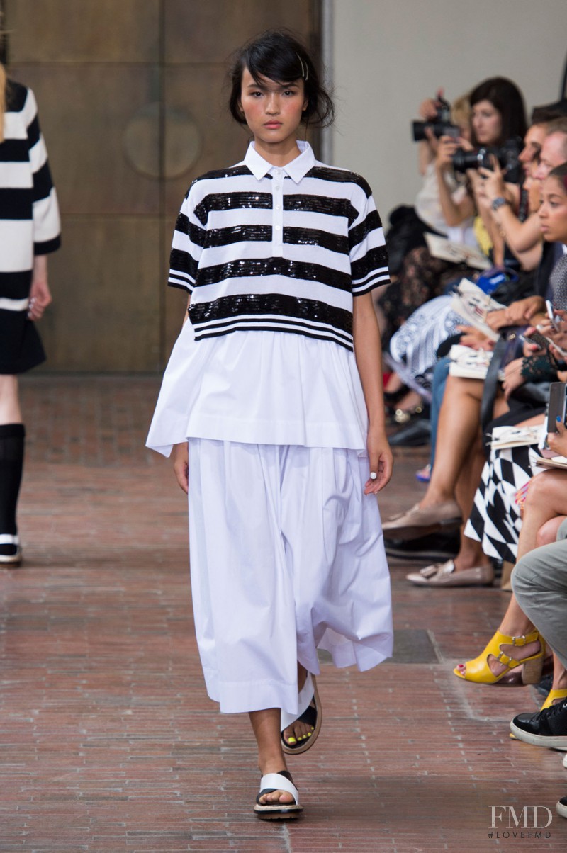 Luping Wang featured in  the I\'m Isola Marras fashion show for Spring/Summer 2015