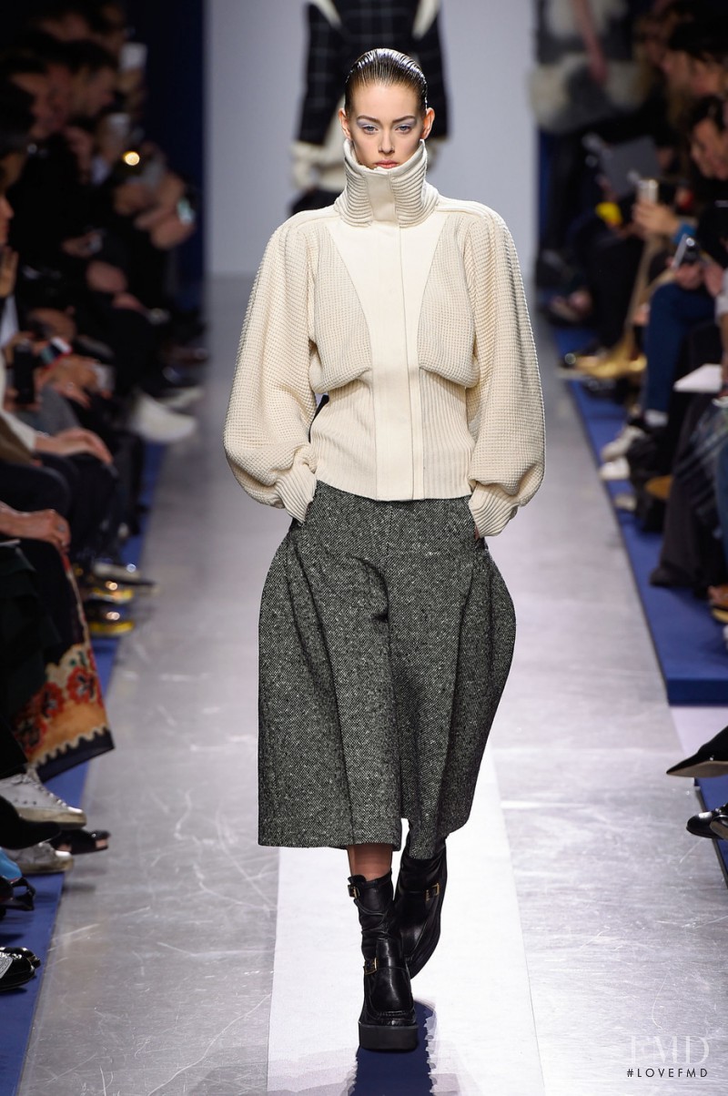 Lauren de Graaf featured in  the Sacai fashion show for Autumn/Winter 2015