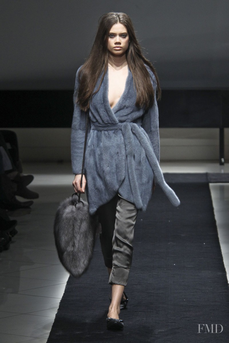 Jacqueline Oloniceva featured in  the Simonetta Ravizza fashion show for Autumn/Winter 2011