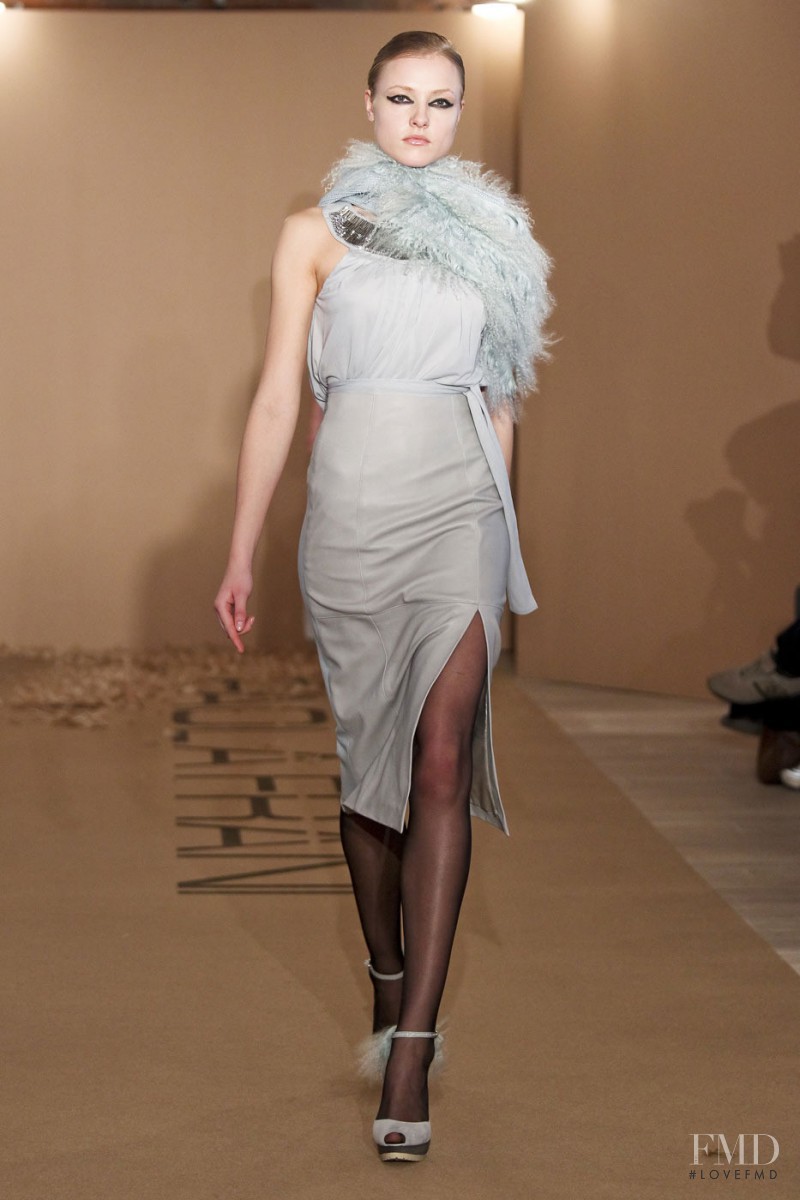 Paola Frani fashion show for Autumn/Winter 2011