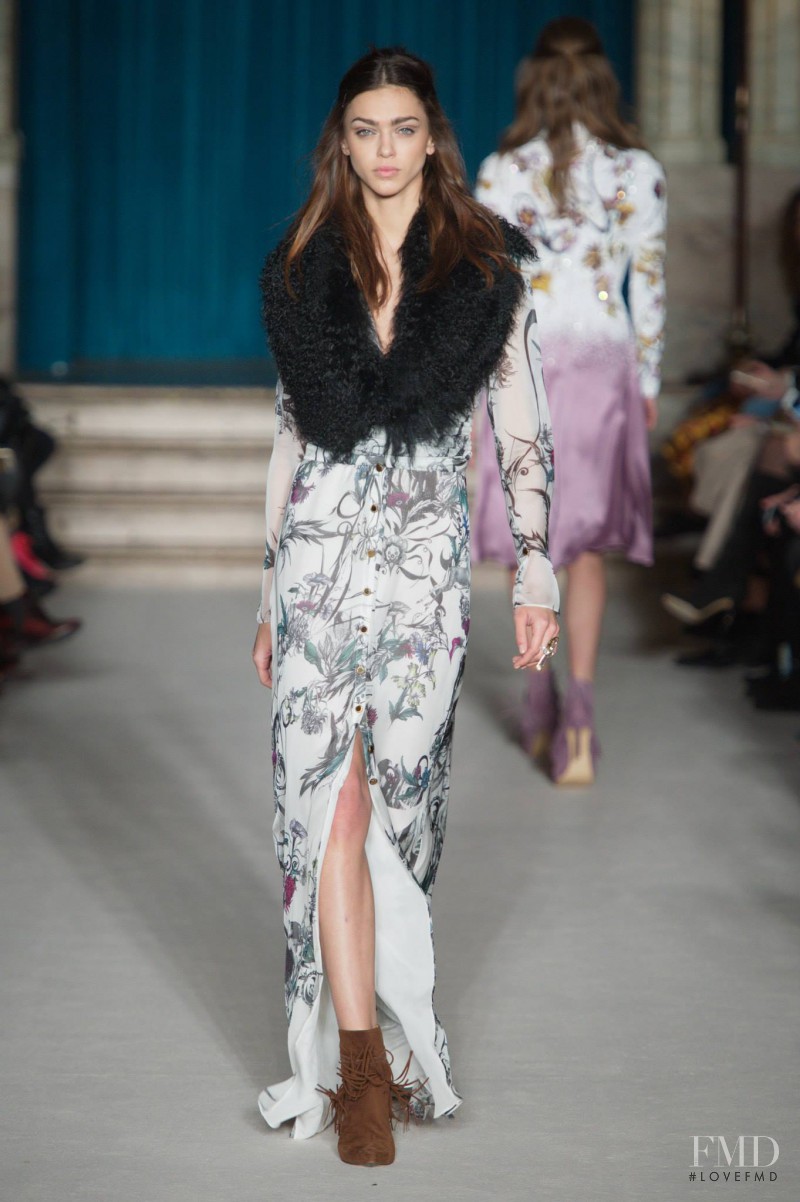 Zhenya Katava featured in  the Matthew Williamson fashion show for Autumn/Winter 2015