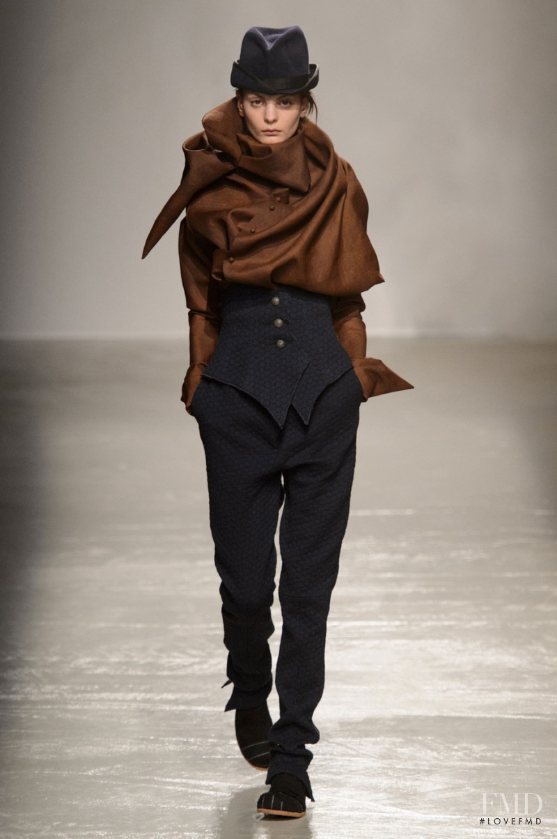 Audrey Nurit featured in  the Aganovich fashion show for Autumn/Winter 2015