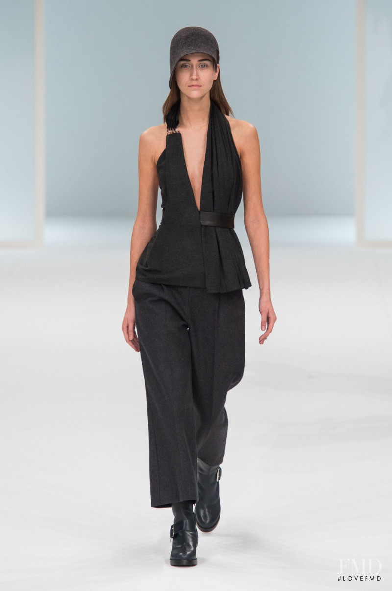 Hussein Chalayan fashion show for Autumn/Winter 2015