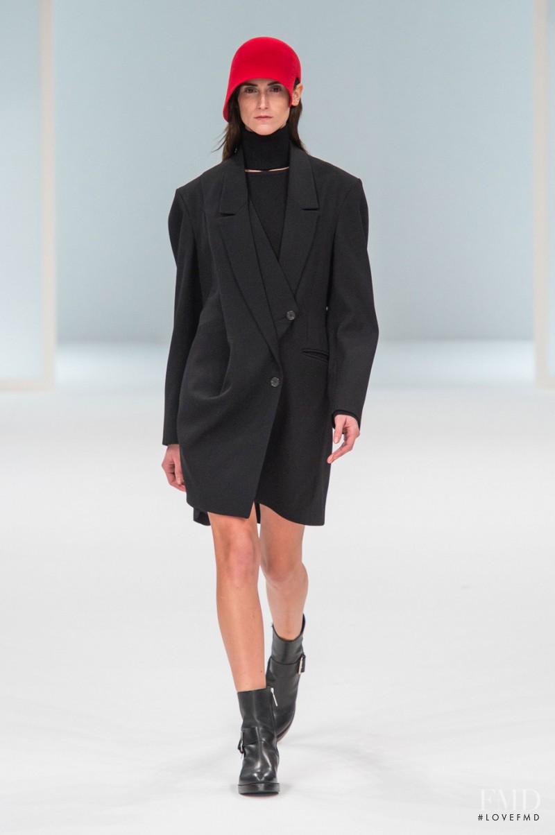 Hussein Chalayan fashion show for Autumn/Winter 2015