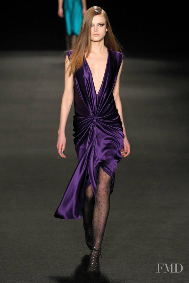 Monique Lhuillier fashion show for Autumn/Winter 2015