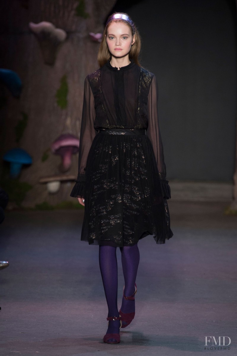 Mia Gruenwald featured in  the Honor fashion show for Autumn/Winter 2015