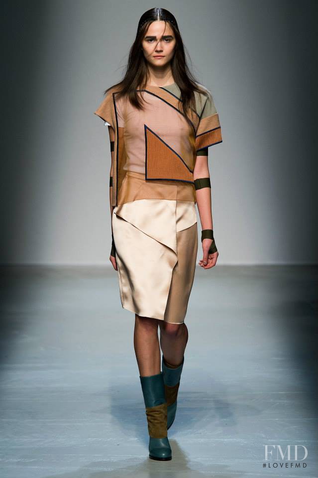 Rachel Finninger featured in  the Masha Ma fashion show for Autumn/Winter 2015