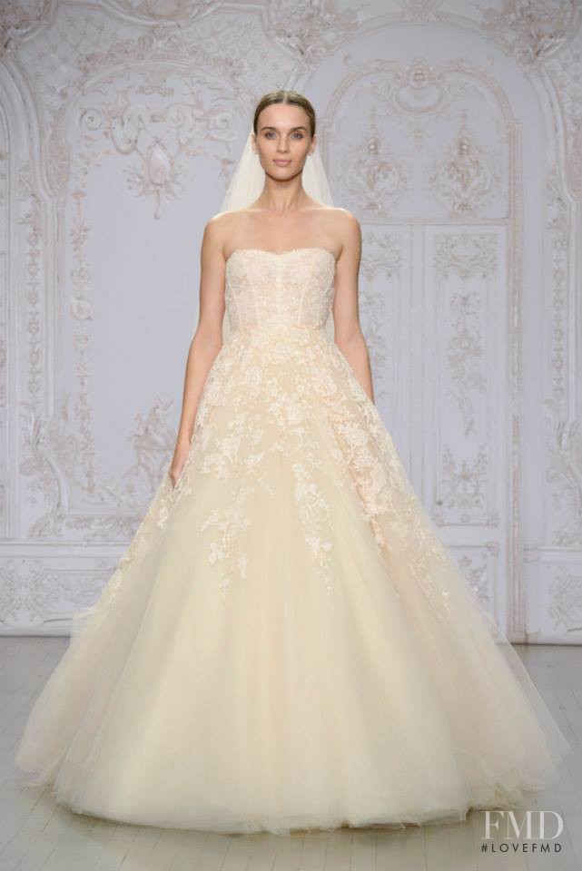 Monique Lhuillier Bridal Bridal fashion show for Autumn/Winter 2015