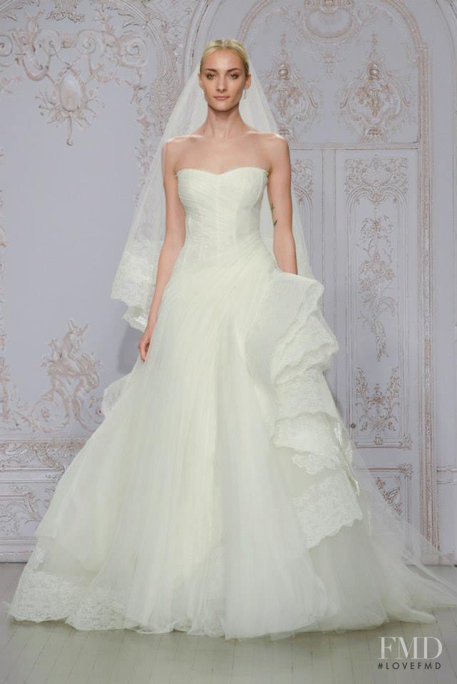 Monique Lhuillier Bridal Bridal fashion show for Autumn/Winter 2015