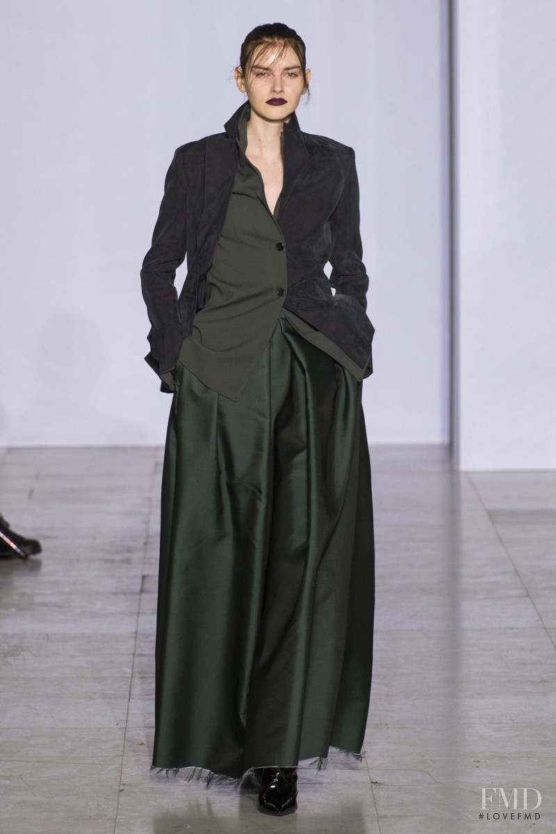 Dorota Kullova featured in  the Yang Li fashion show for Autumn/Winter 2015